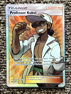 PROFESSOR KUKUI TRAINER 148/149 HOLO FULL ART SUN & MOON POKEMON CARD NM - Image 1
