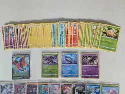 175 VIVID VOLTAGE SET CARDS, INC. V, HOLOS & REVERSE HOLOS, POKEMON CARD BUNDLE - Image 3