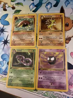 Pokemon TCG LOT OF 4 1st Edition Non Holos from Fossil MP - Image 1