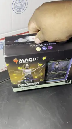 Magic the Gathering - Duskmourn: House of Horror Commander Deck - Miracle Worker - Image 2