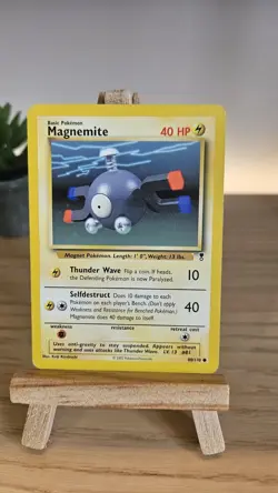 Magnemite Legendary Collection 80/110 Pokemon card - Image 1