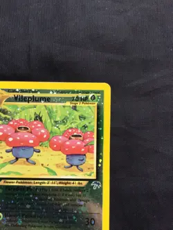Pokemon Cards: Southern Islands Reverse Holo: Vileplume 17/18 - Image 4