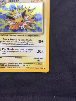 Pokemon Cards: Jungle Rare Holo: Jolteon 4/64 No Symbol Error - Image 5