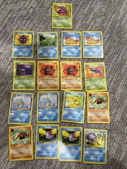 Pokemon 1st Edition Fossil bundle - Image 1