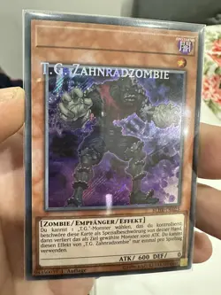 Yugioh T.G. Gear Zombie Blhr-en023 Secret Rare Misprint German Hot - Image 3
