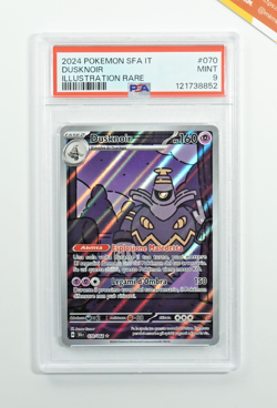 Pokemon PSA 9 Dusknoir #070 Illustration Rare Segreto Fiabesco 2024 Italiano - Image 1