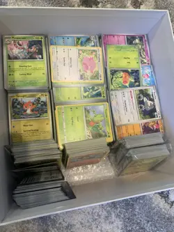 50+ Pokemon Bulk Cards Lot | 5+ Holos/Reverse Holos + UNOPENED BOOSTER PACK ? - Image 3