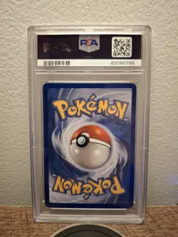 PSA 7 2006 EX Crystal Guardians Venusaur 28/100 HOLO Pokemon Card - Image 3