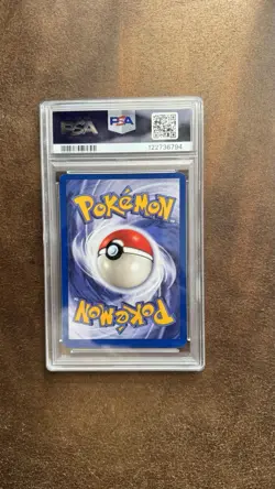 Dark Charizard 1st Edition Non-Holo Rare Card 21/82 PSA 8 NM-MT - Image 2
