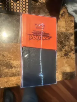 Pokemon TCG Sword & Shield Vivid Voltage Elite Trainer Box - Sealed - ETB & Case - Image 5