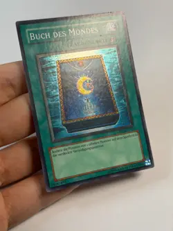 Yugioh GERMAN Book of Moon CP01-DE002 EN002 Super Rare Promo LP - Image 3