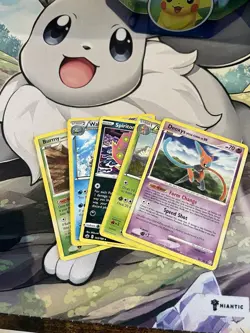 Lot of 120 Pokemon Cards Mixed Vintage WOTC-modern - DAMAGED - Image 3