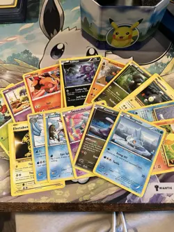 Lot of 120 Pokemon Cards Mixed Vintage WOTC-modern - DAMAGED - Image 5