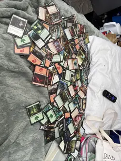 MTG Magic the Gathering 500+ Bulk, 2 Sided Token, Commander, Sleeves, 2 Set Dice - Image 2