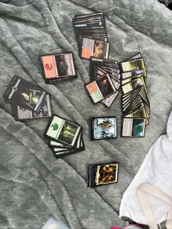 MTG Magic the Gathering 500+ Bulk, 2 Sided Token, Commander, Sleeves, 2 Set Dice - Image 4