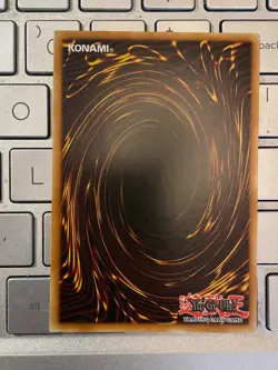 Yugioh Flamvell Magician HA01-EN008 Super Rare Holo near mint condition card - Image 2