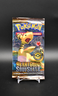 Pokemon TCG Ampharos HGSS HeartGold SoulSilver Spanish Booster Pack 5 Card Pack - Image 1