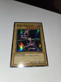 Yu-Gi-Oh! Dark Magician 1st Edition Ultra Rare Holo Card SDY-E005 - Image 1