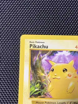 Pokemon TCG Pikachu (Red Cheeks) 58/102 Shadowless A - Image 2