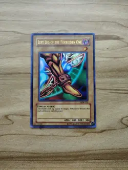 Yu-Gi-Oh! - Left Leg Of The Forbidden One - Ultra Rare / Holo - LOB-121 - Image 1