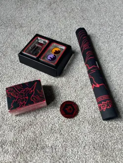 TEAM ROCKET'S MOLTRES EX UPC, NO CARDS: DICE, PLAYMAT, METAL COIN & DECK BOX - Image 1