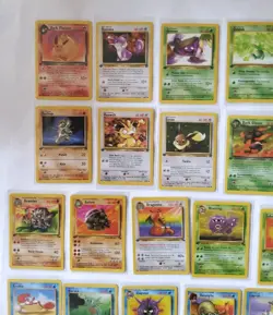 Pokemon Vintage, 1st Edition NON HOLO, 23 Card Lot Fossil, Jungle, Rocket LP/NM - Image 5