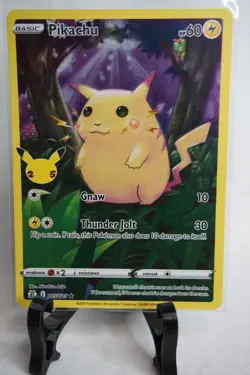 Pokemon TCG Celebrations Pikachu Holo Card 005/025 25th Anniversary - Image 1