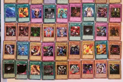 Lot of 60 Vintage Yu-Gi-Oh Card Set Rare Uncommon Cards NM-VG - Image 2