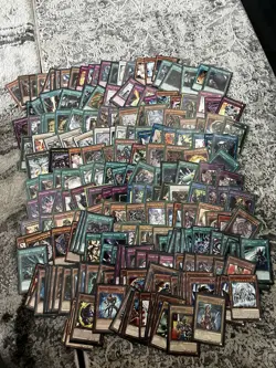 YUGIOH DARK MAGICIAN DECK- DRAGOON- Dark Magician Deck Build Lot Over 235 Cards - Image 1