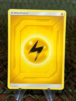 **HUGE DOUBLE Crimp ERROR** Pokemon TCG Sun & Moon Lightning Energy 2019 - Image 1