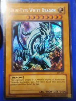 Blue Eyes White Dragon BPT-009 Secret Rare - Image 1