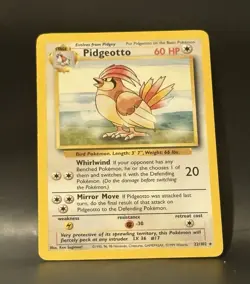 Pokemon TCG Pidgeotto Base Set 22/102 Unlimited Rare Card - Image 1