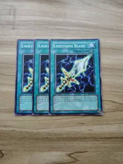 Yu-Gi-Oh! - Lightning Blade 3X - Full Playset - Image 1