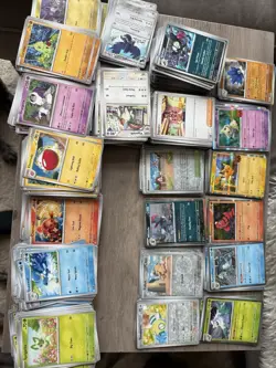 Pokemon TCG Black Bolt ETB Promo Sleeves Dice Energy (No Packs), 200 Cards S&V - Image 5