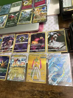 Pokemon card lot of 77 cards.Random,(see pics) the cards in the pic are included - Image 5