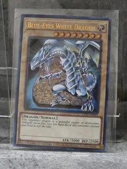 Blue-Eyes White Dragon - LC01-EN004 - Ultra Rare - Limited Edition Yugioh NM - Image 1
