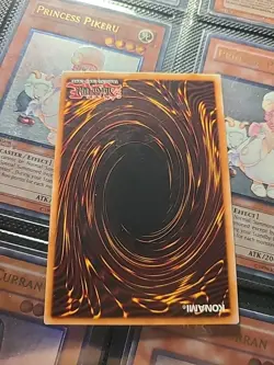 Yugioh Dark Magician TDIL-EN032 Super Rare 1st Edition 2016 - Image 3