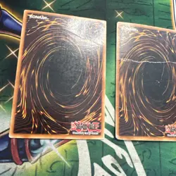 Yugioh! Red-Eyes Darkness Dragon x2 SD1-EN001 Ultra Rare 1st Edition HP - Image 5