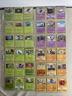 Pokemon cards lot Over 460 Cards in Binder - As shown - Image 5