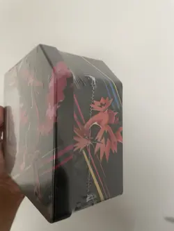 Pokemon: Crown Zenith Galarian Moltres Tin ✅ SEALED ✅ - Image 2
