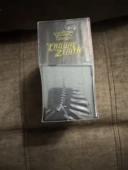 POKEMON CROWN ZENITH ELITE TRAINER BOX SEALED ETB Sealed! - Image 2