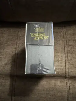 POKEMON CROWN ZENITH ELITE TRAINER BOX SEALED ETB Sealed! - Image 4