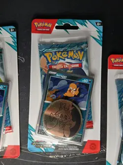 1 x Pokemon TCG - Journey Together - Checklane Blister Booster - Scraggy Promo - Image 4