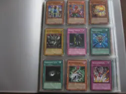 alte Karten Sammlung 1996 Serie LOB Common Rare Holo Ultra Yu-Gi-Oh Sammelmappe - Image 3