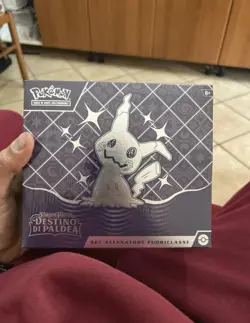POKEMON ETB DESTINO DI PALDEA SET ALLENATORE FUORICLASSE - (ITA) SEALED - Image 1