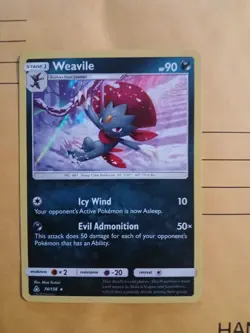 Weavile 74/156 Ultra Prism Pokemon Holo Rare Trading Card 2018 - Image 1