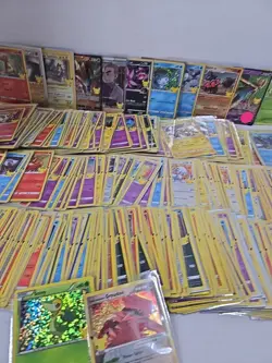 Large Pokemon Celebrations TCG Lot of 300 25th Anniversary Pokemon English - Image 4