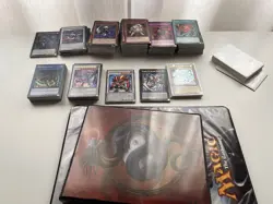 ⭐ YU-GI-OH LOTTO +550 CARTE 1 EDIZIONE RARE ULTIMATE/FULL ORO + LIBRI DECK 🃏⭐ - Image 1