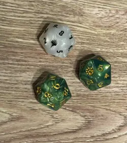 Lot of 3 Magic the Gathering 20 sided Dice MTG D20 Dice Lot - Image 1