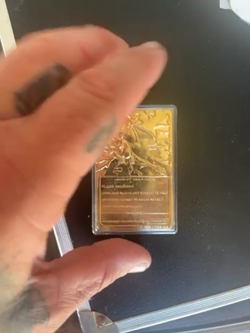 PokemonT Special Edition 23 karat Gold-Plated Trading Cards - Image 2